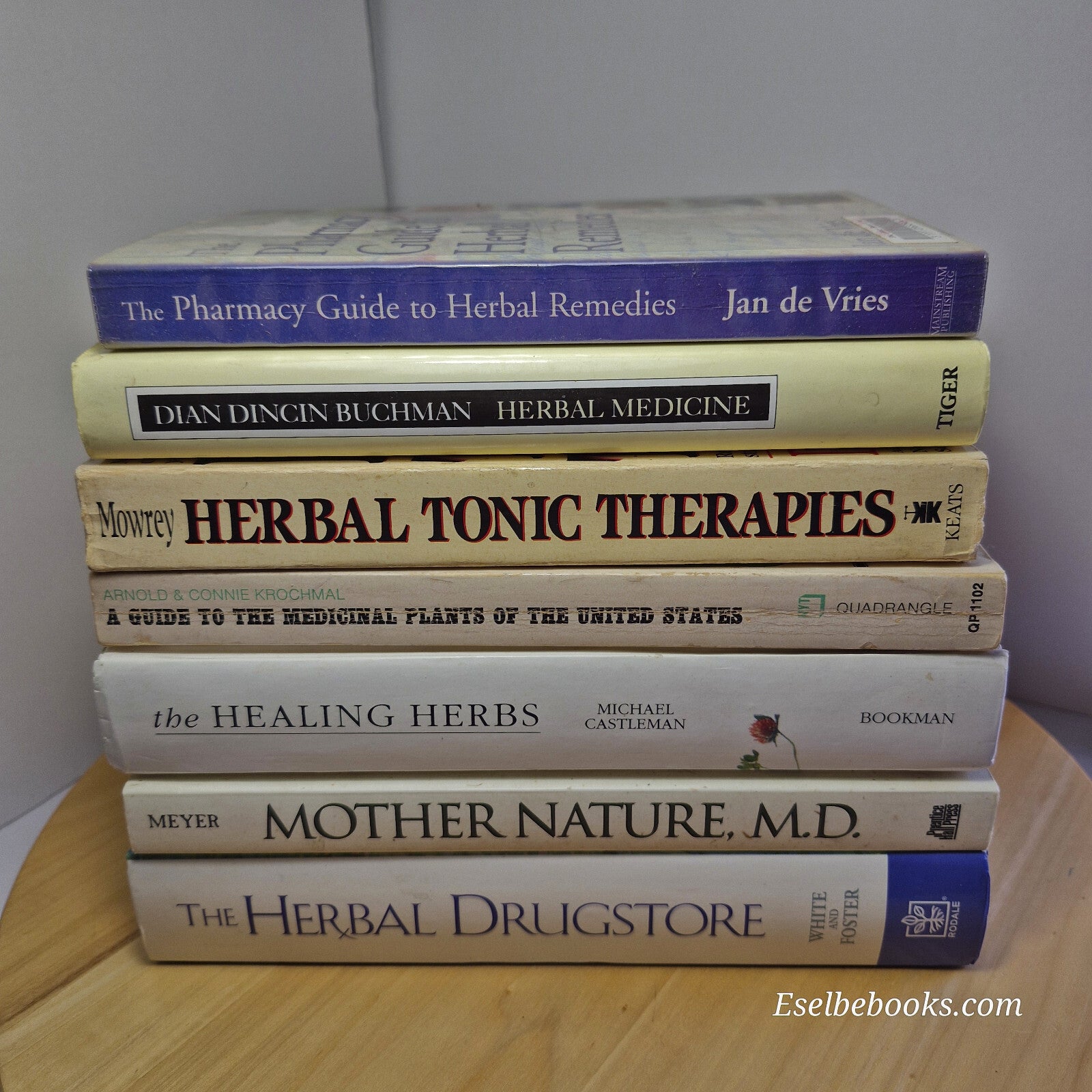 Various herbal health guides/dictionaries - buy 2 or more for discount @ 22/6/25