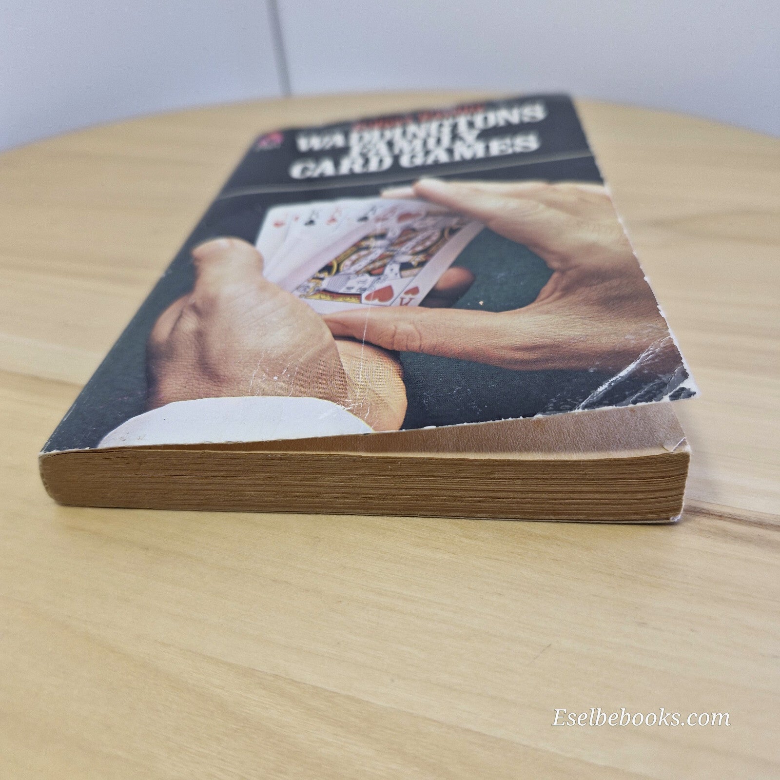 Guide: Waddingtons Family Card Games By Robert Harbin · 1972 - vintage paperback