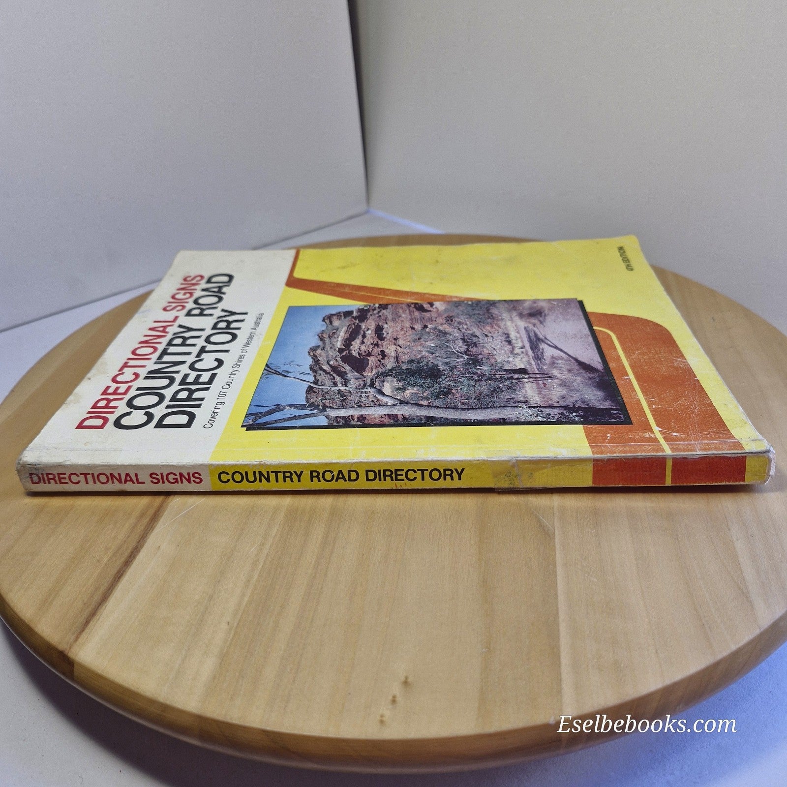 Bundle 4 vintage Australian touring atlases - BP/Ampol/Reader's Digest/Dir Signs