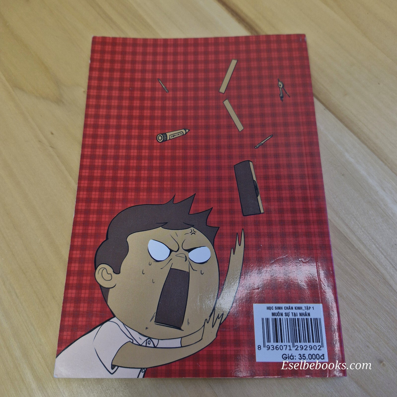 Vietnamese language comic books: Hoc Singh Chan King no. 1 and 4 - paperbacks