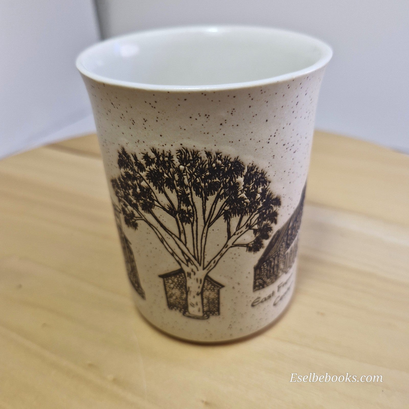 Sandalwood collectible ceramic mug - East Fremantle Primary School 1898 - 1998