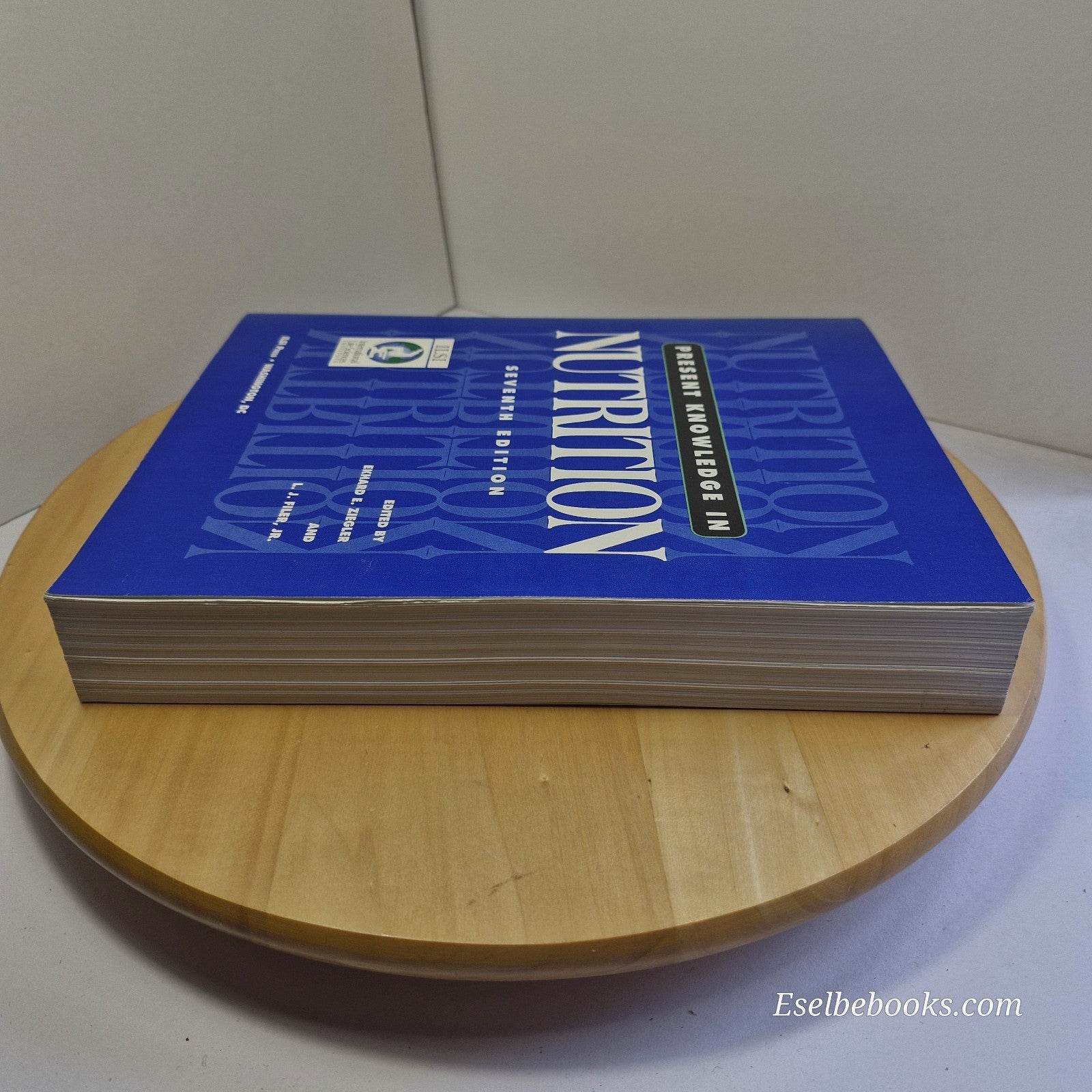 Present Knowledge in Nutrition 7th ed - paperback