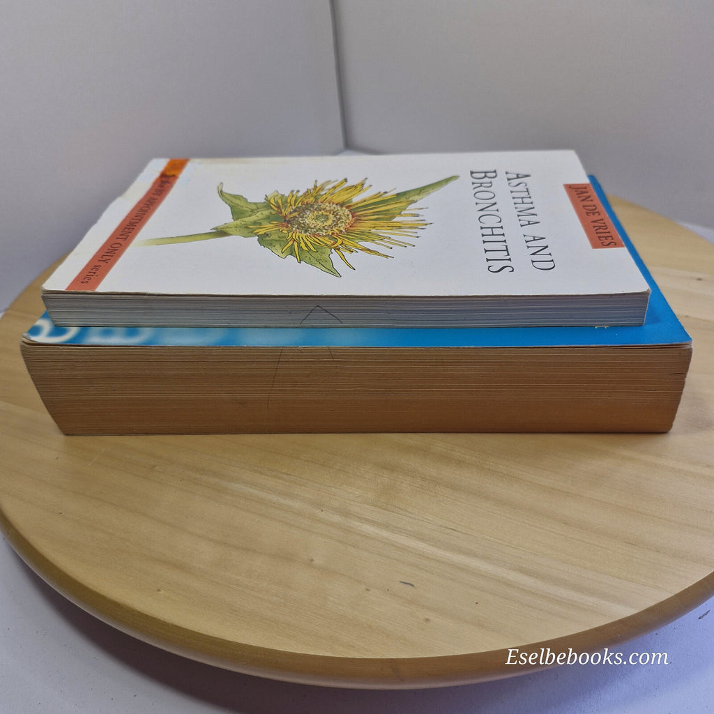 Health: 4 dealing with Asthma guides - paperback/hardback
