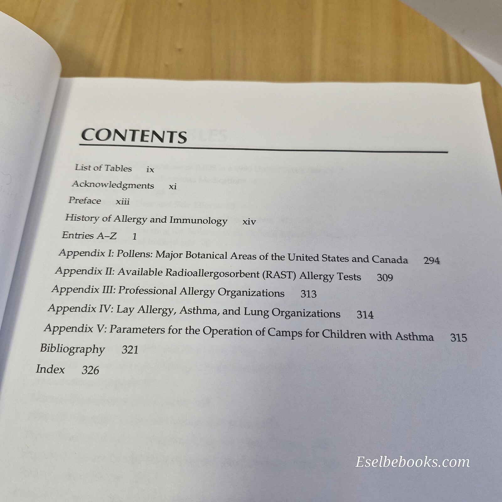 Health: 4 x  dealing with allergies books - paperbacks