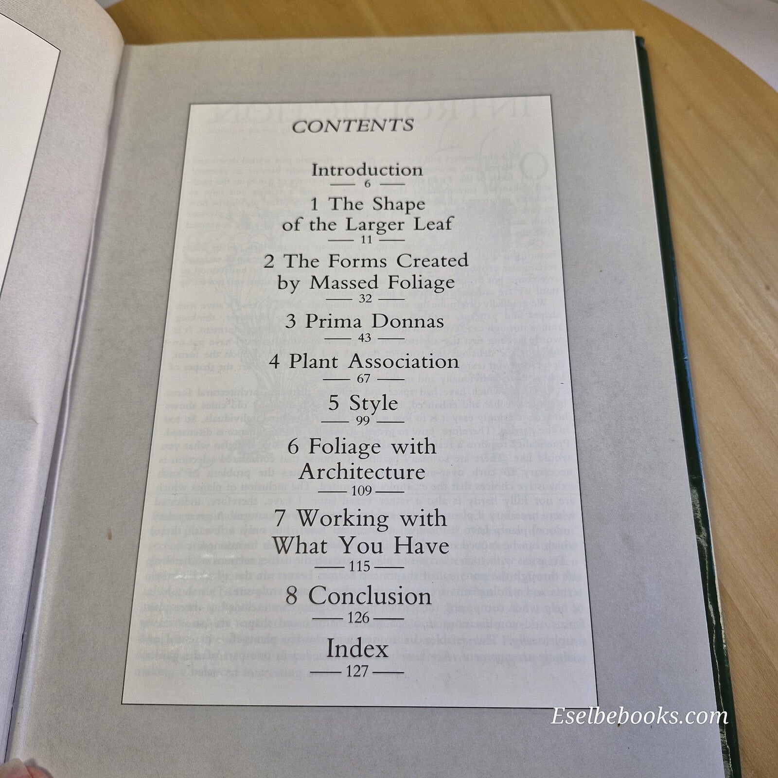 Architectural Foliage Shape, Form and Texture of Foliage Plants in Garden Des...