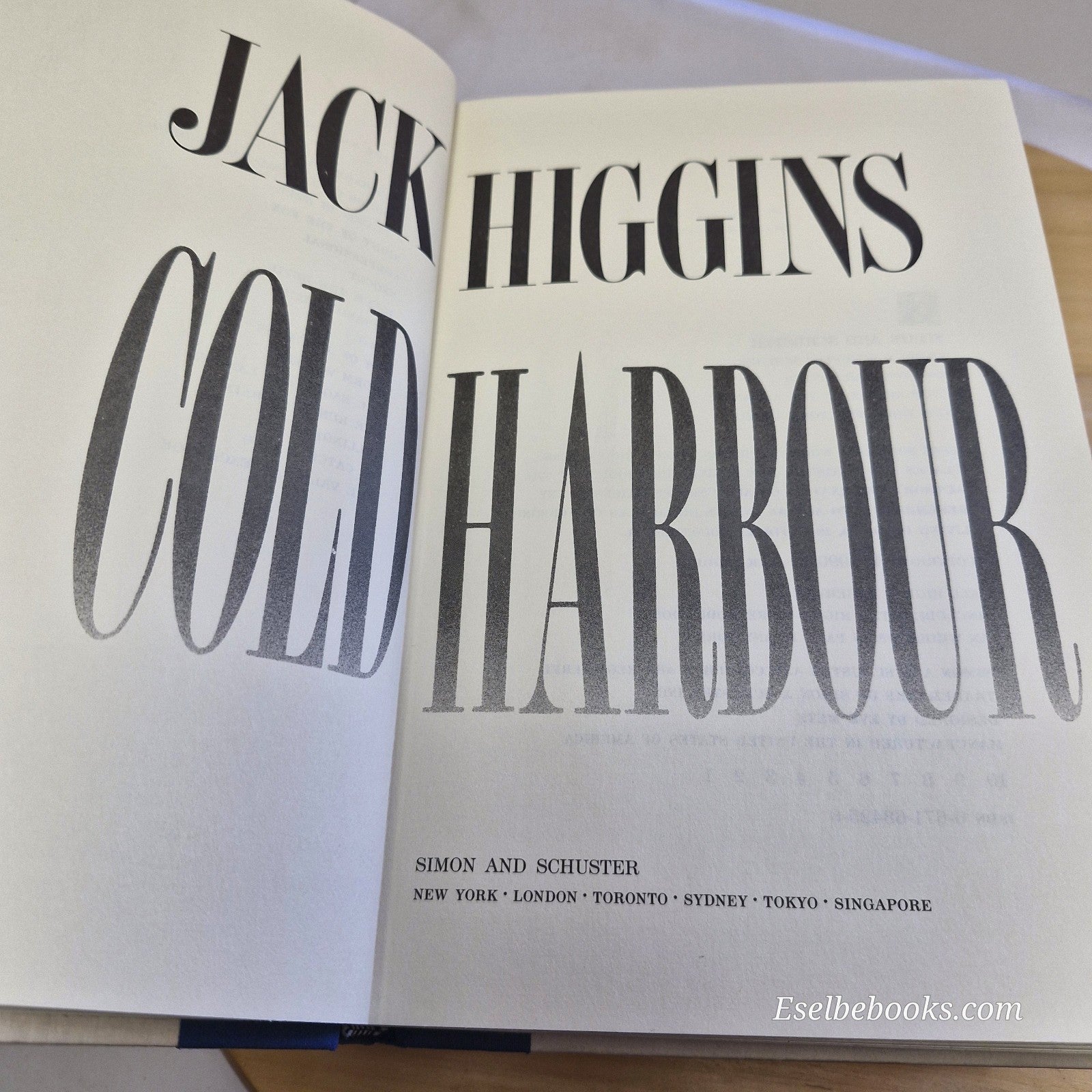 3 book bundle crime/thriller fiction - Wilbur Smith/Jack Higgins/Sydney Sheldon