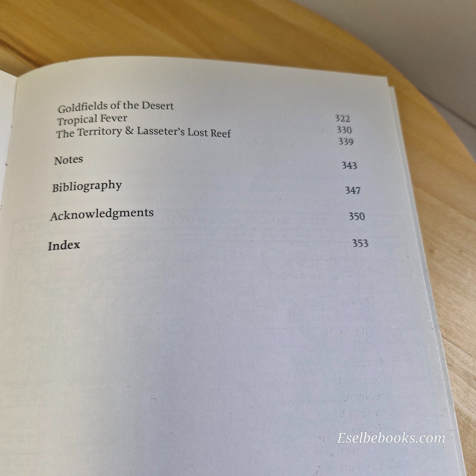 Gold Fever: A Rollicking History of the Australian Goldrush by Geoff Hocking