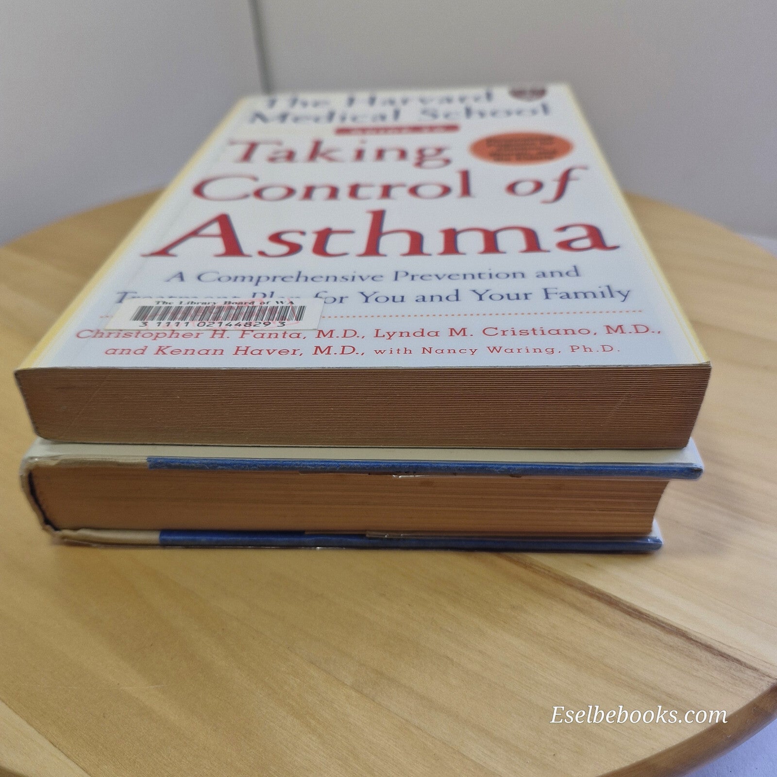 Health: 4 dealing with Asthma guides - paperback/hardback