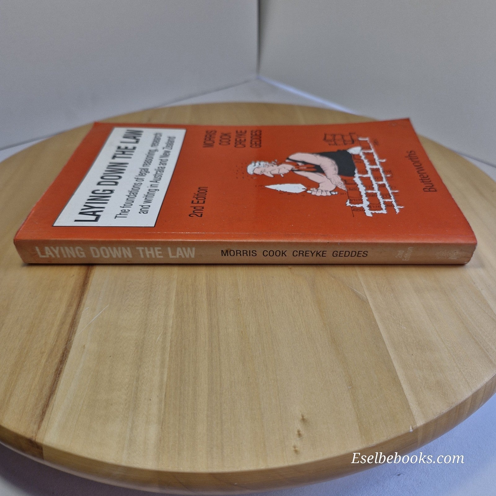 Laying Down the Law By Catriona Cook, Robin Creyke, Robert Geddes - paperback