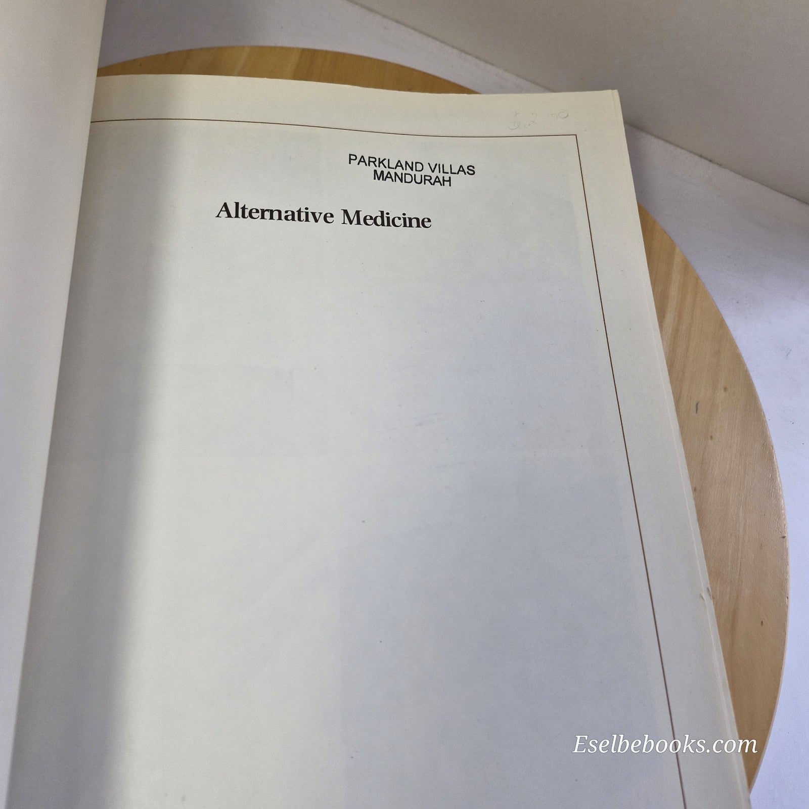 Alternative Medicine A Guide to Natural Therapies By Andrew Stanway · 1982