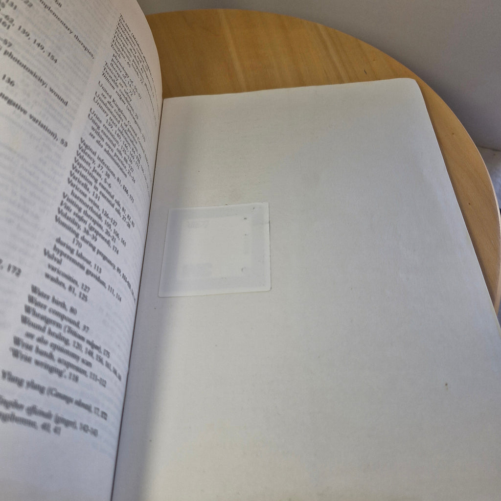 Health: Aromatherapy in Midwifery Practice By Denise Tiran · 1996 - vintage p...