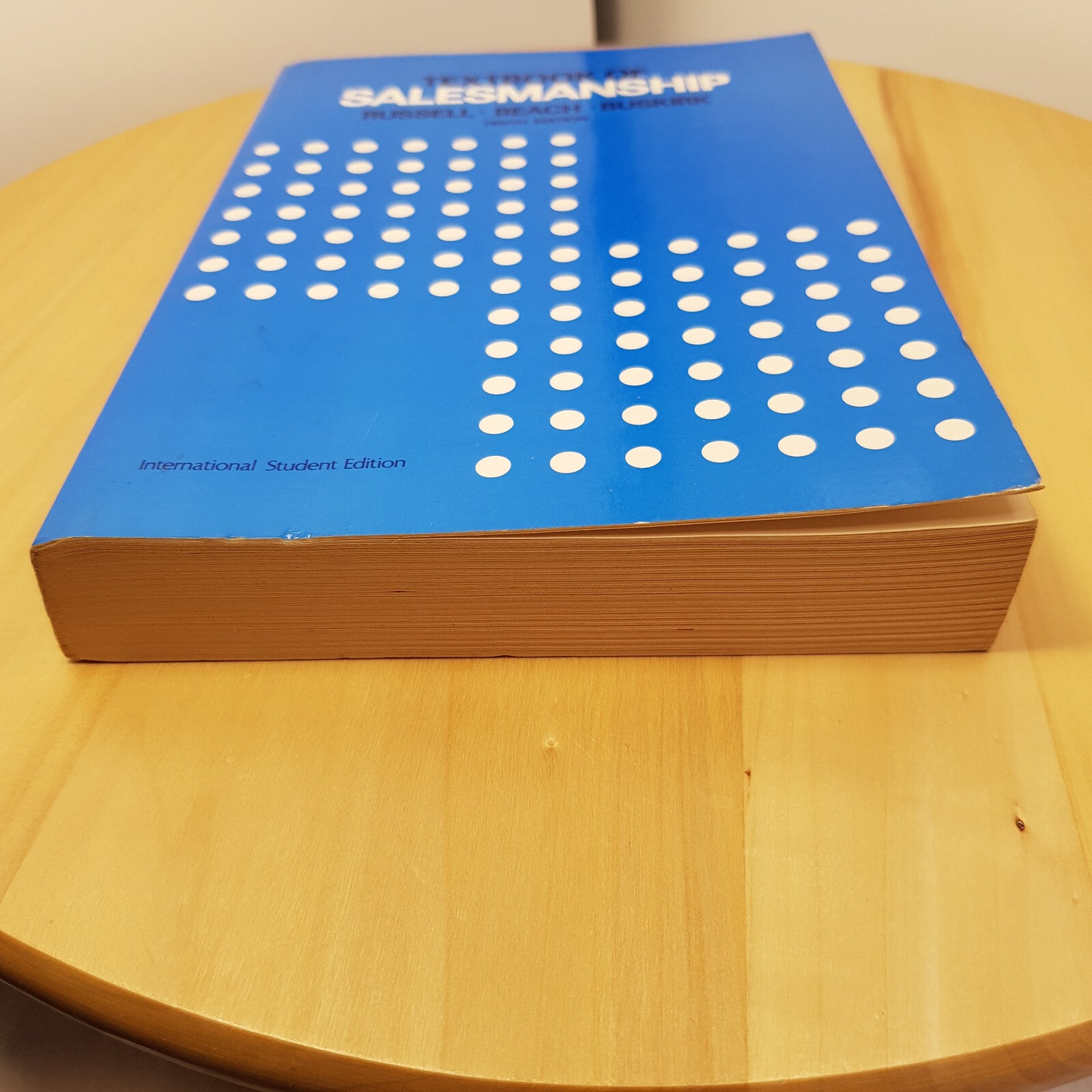 Textbook of Salesmanship by Russell Beach and Buskirk - international student ed