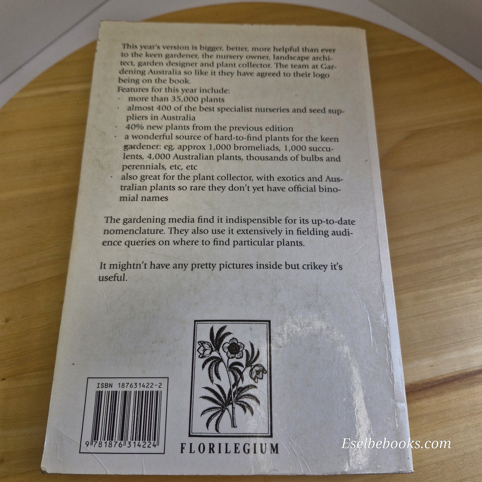 The Aussie Plant Finder By Margaret Hibbert · 2004 - paperback