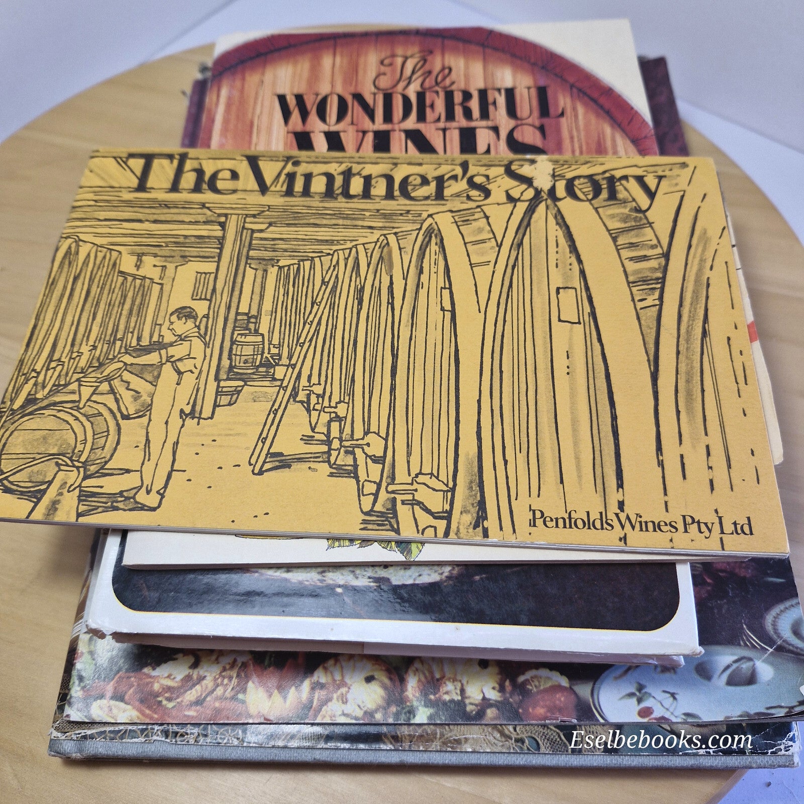 Vintage books/brochures about wine x 18 - paperbacks/hardbacks