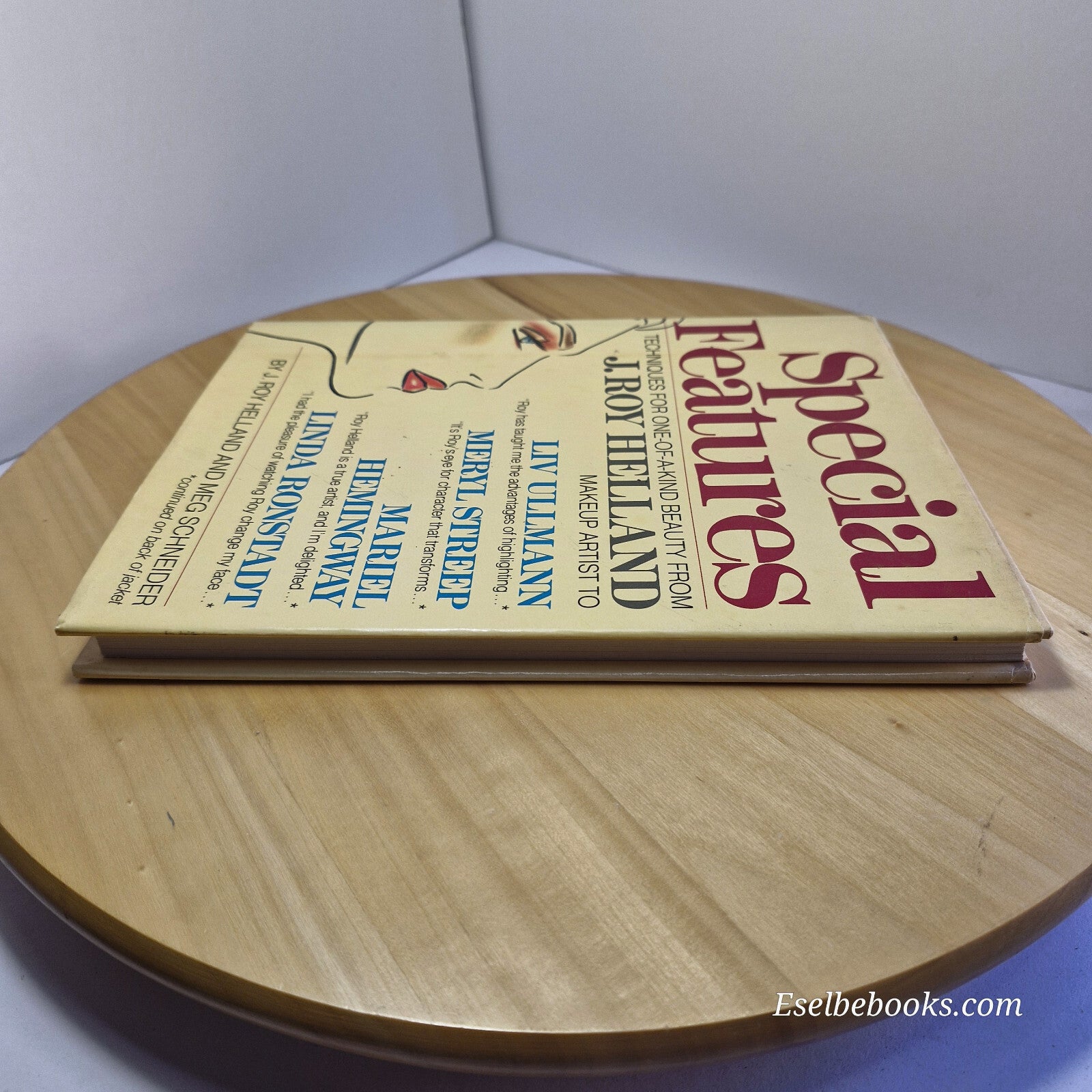 Special Features Techniques for One-of-a-kind Beauty from J. Roy Helland By J...