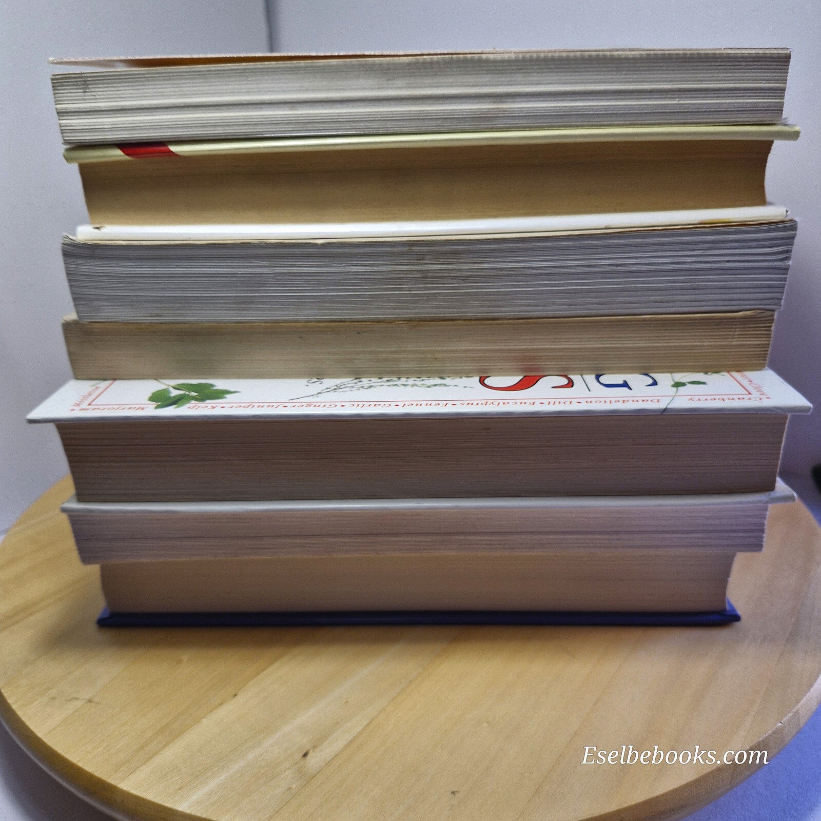 Various herbal health guides/dictionaries - buy 2 or more for discount @ 22/6/25