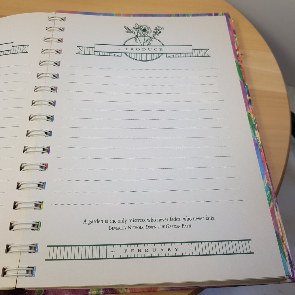 The garden guru II - Practical Fruit Growing - A gardener's companion - paper...