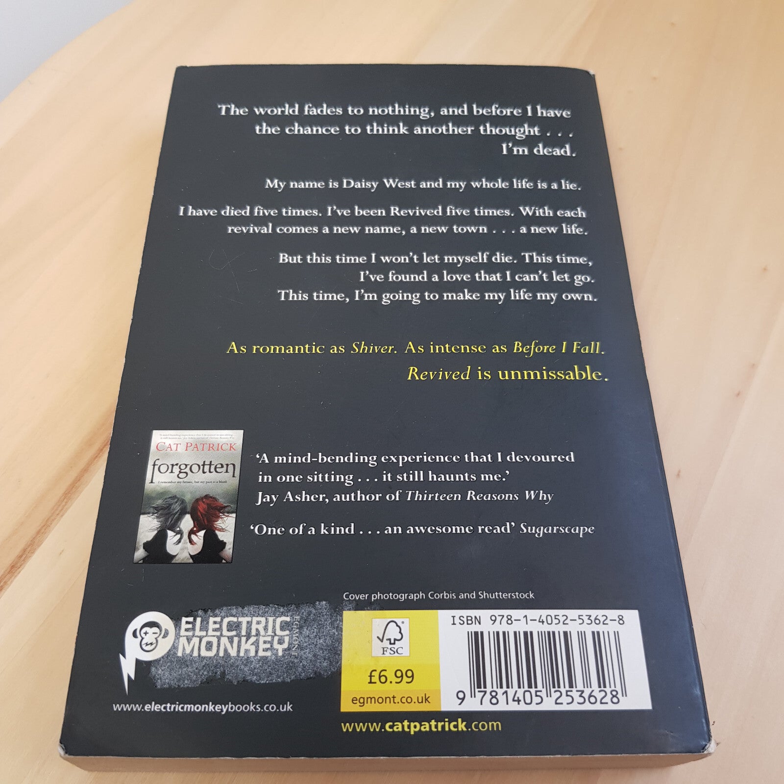 Revived By Cat Patrick · 2012 - paperback