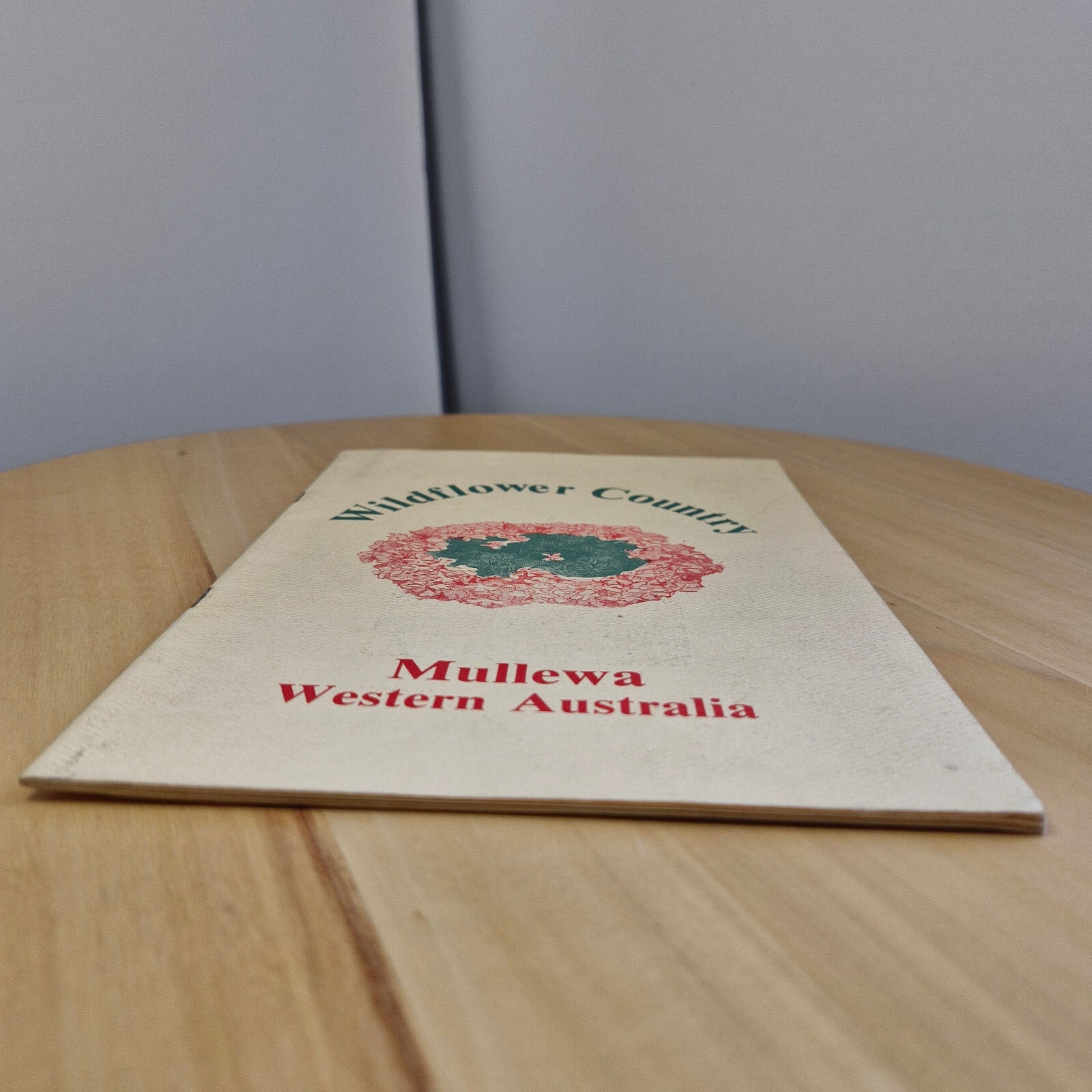 History: Vintage wildflower travel guides for Western Australia - paperbacks