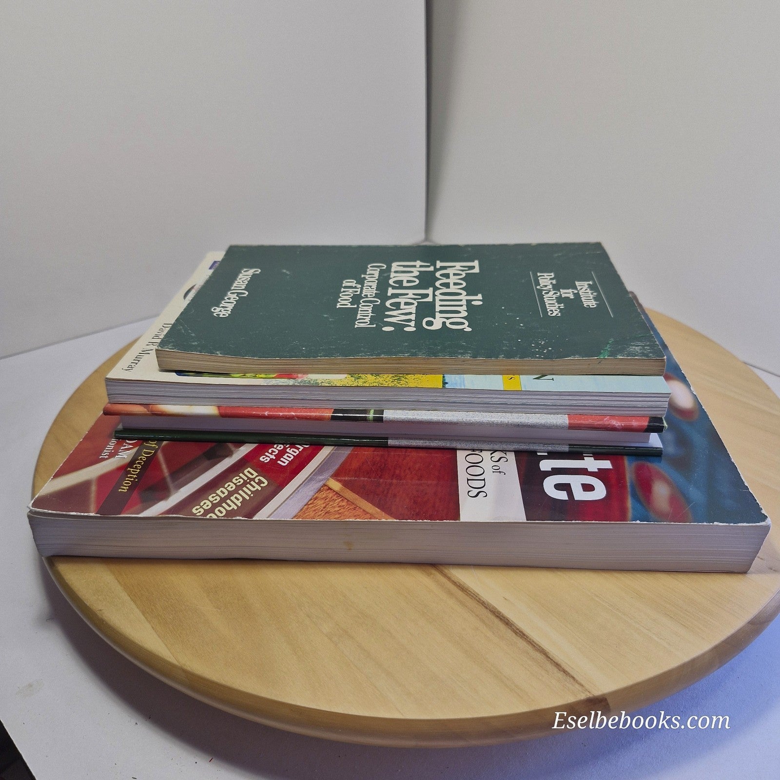 4 guidebooks regarding genetically engineered food - titles in description