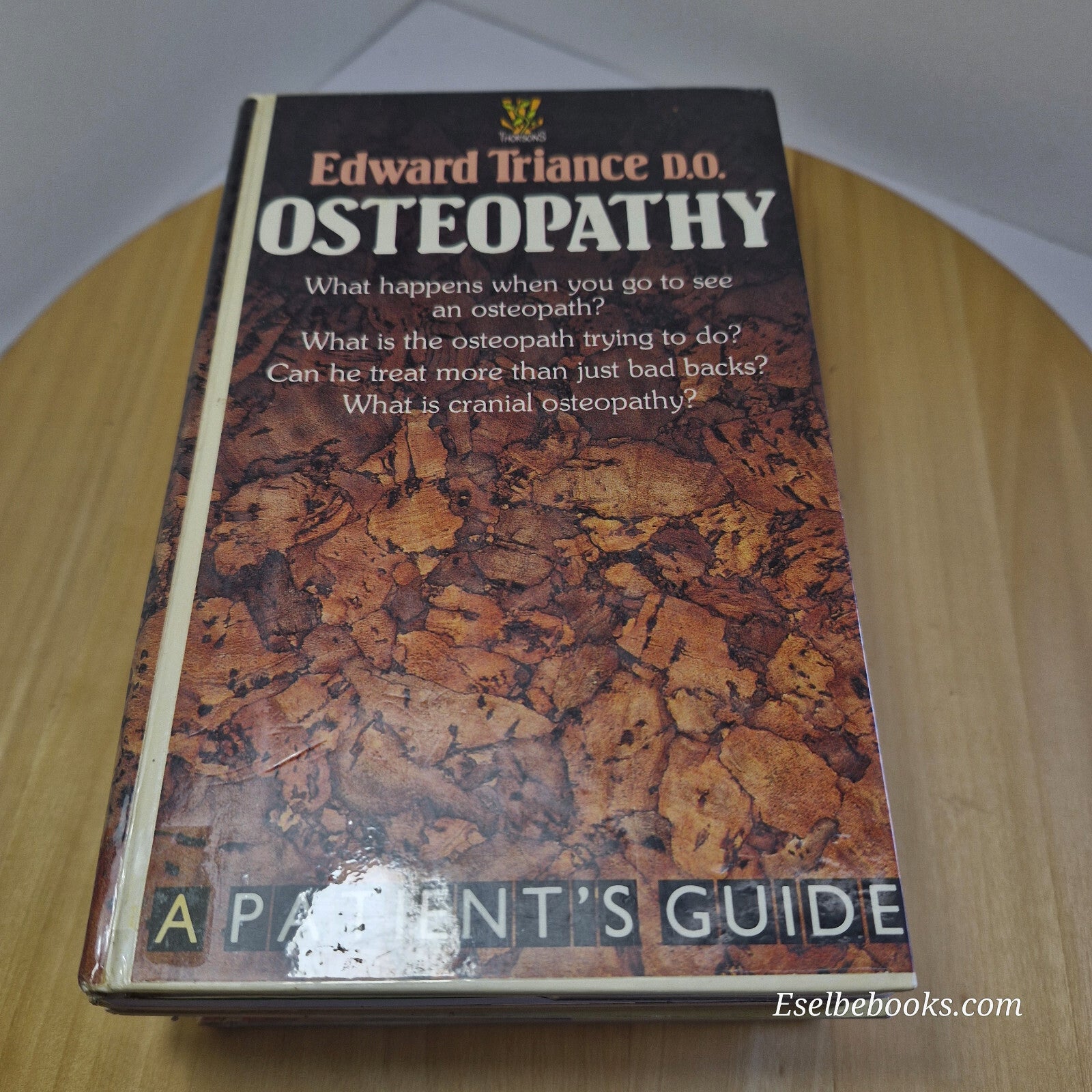 Various osteophathy (alternative health) guide books