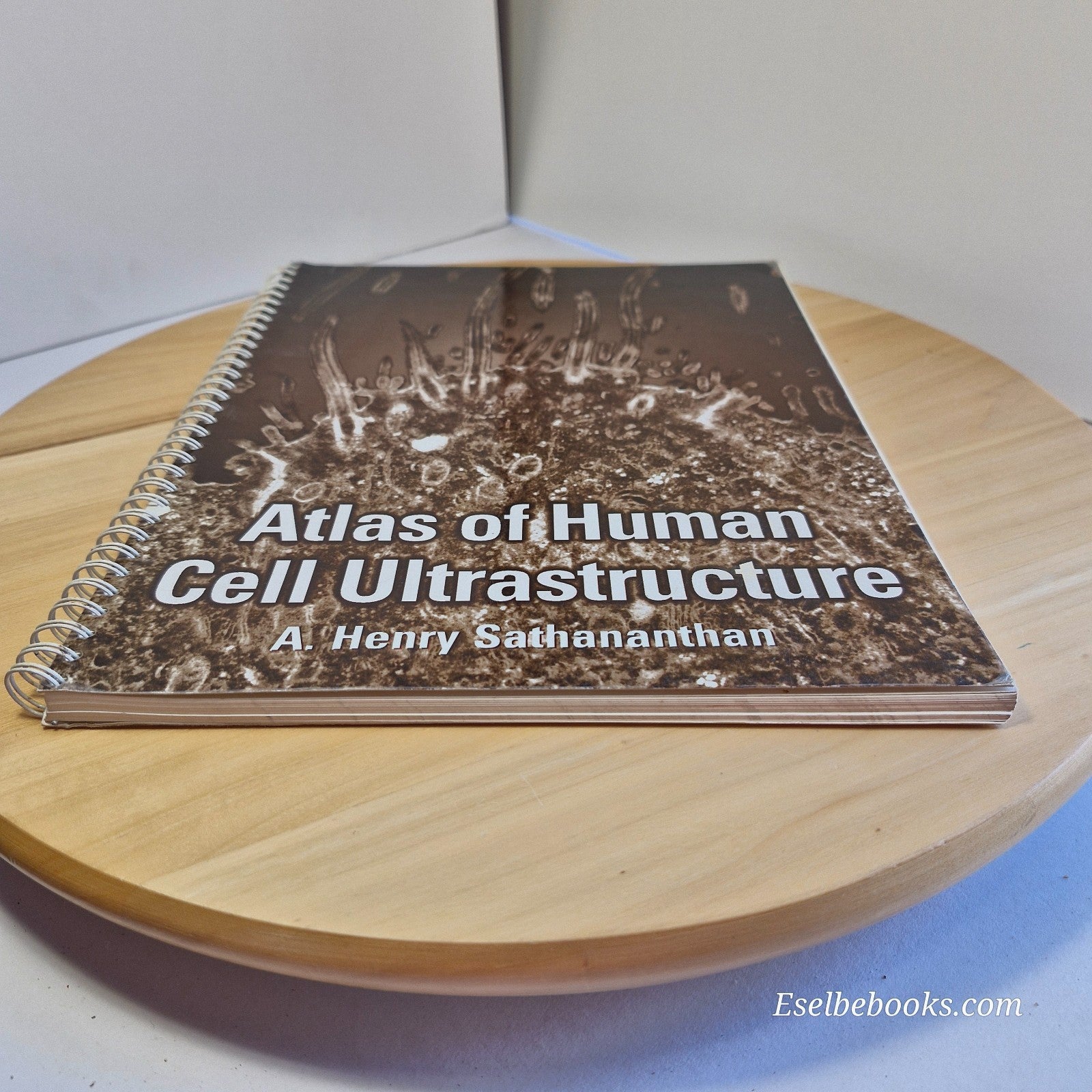 Atlas of Human Cell Ultrastructure by A HENRY Sathananthan 1996 paperback