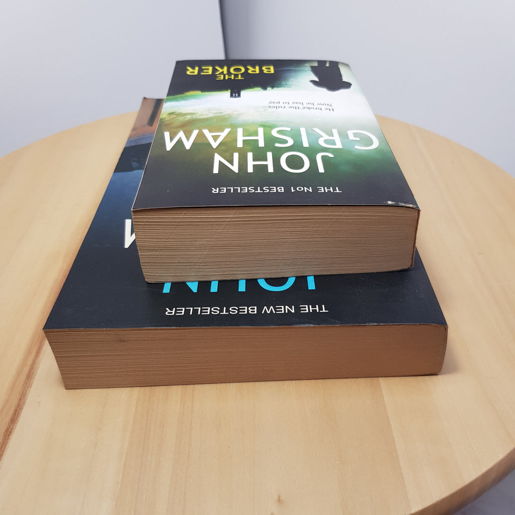 2 x John Grisham novels - The Borker & The Last Juror - paperbacks