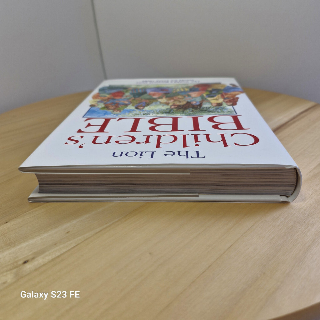 The Lion Children's Bible By Pat Alexander · 2004 - AS NEW hardback