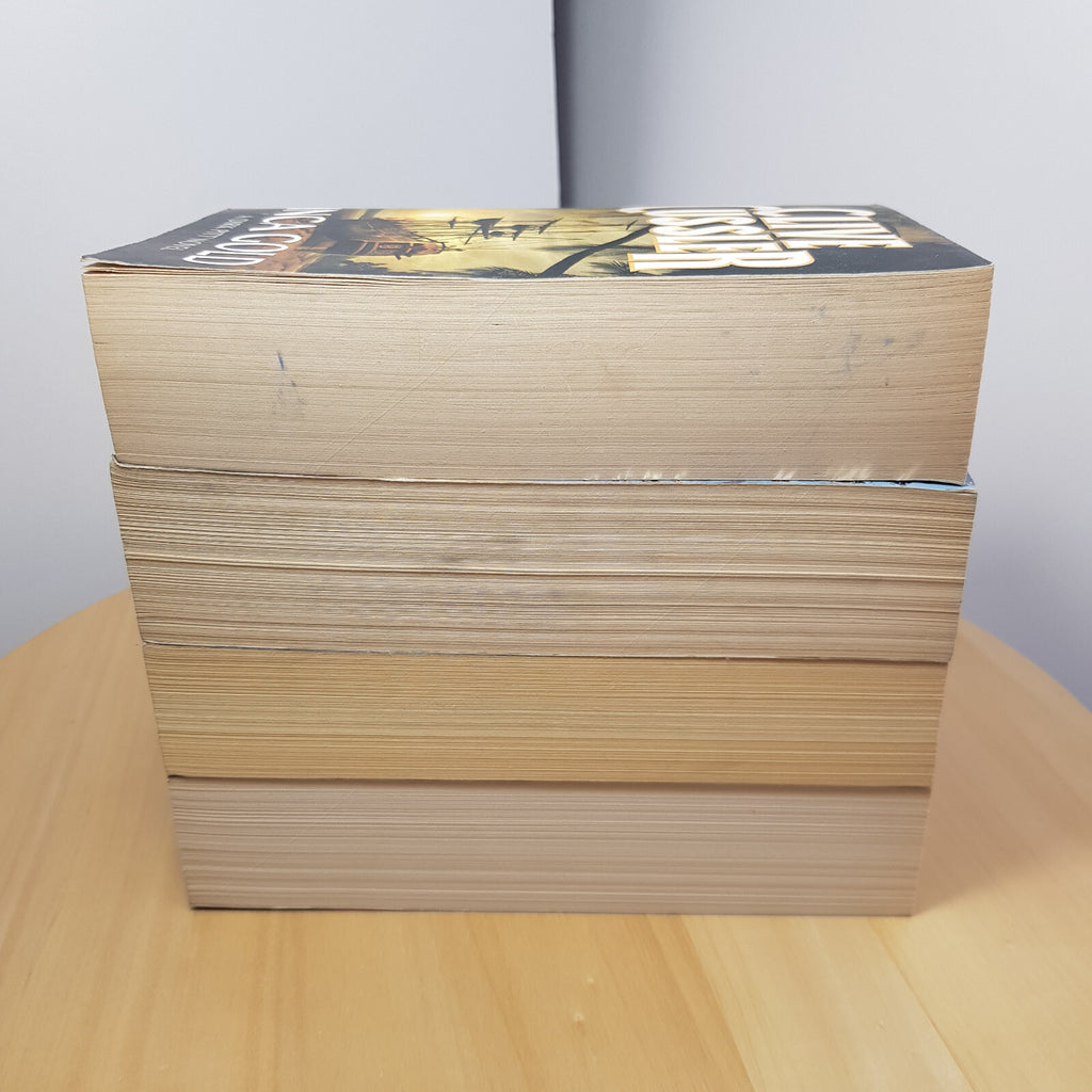 4 x Clive Cussler book bundle - Inca Gold/Treasure of Khan/The Navigator/Plag...