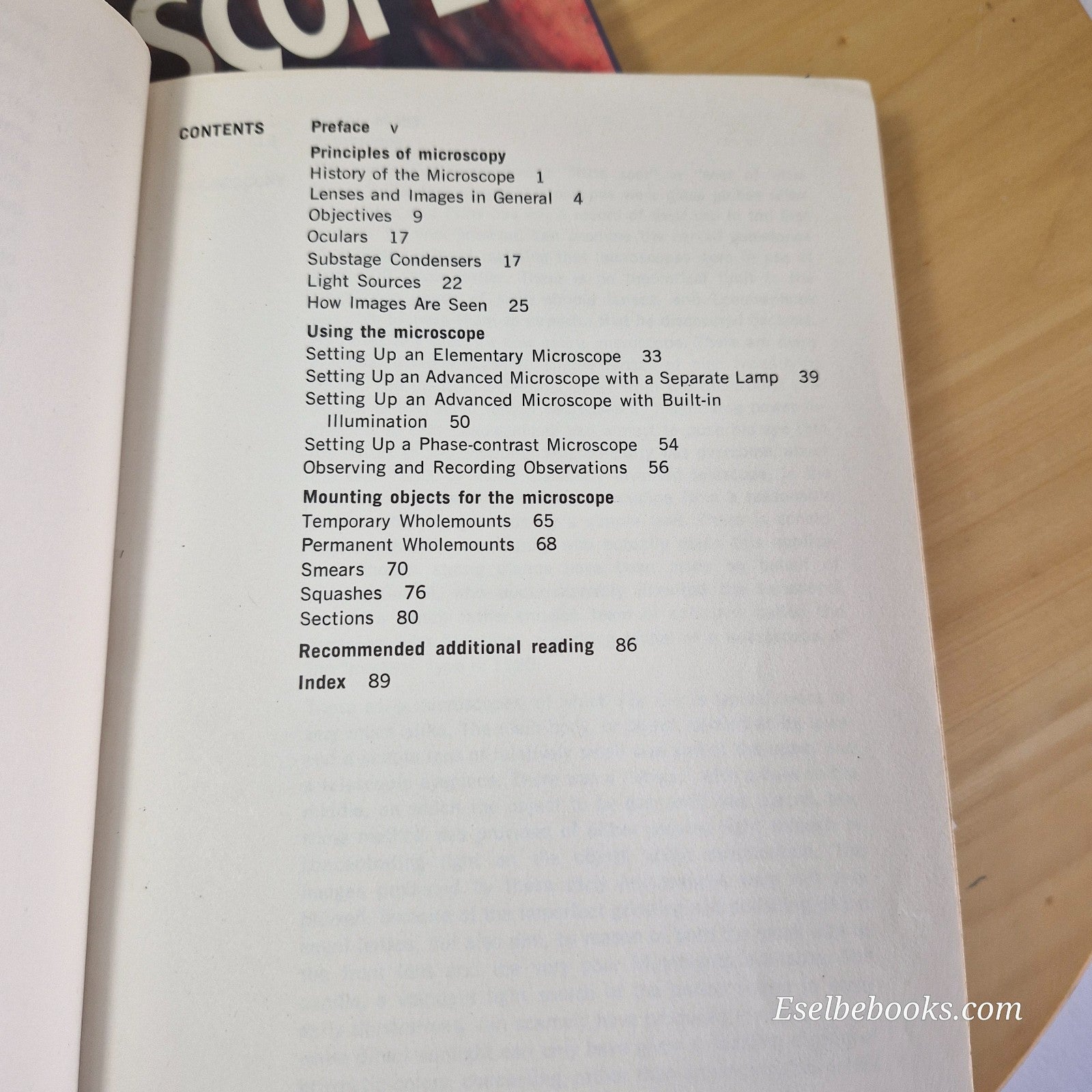 The use of the microscope by Gray & Exploring with the microscope by Nachtigall