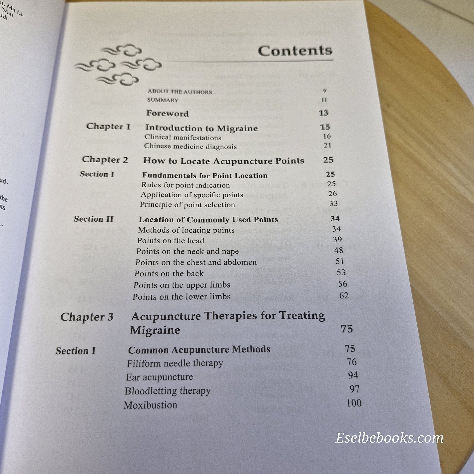 Illustrated Treatment for Migraine Using Acupuncture, Moxibustion and Tuina...