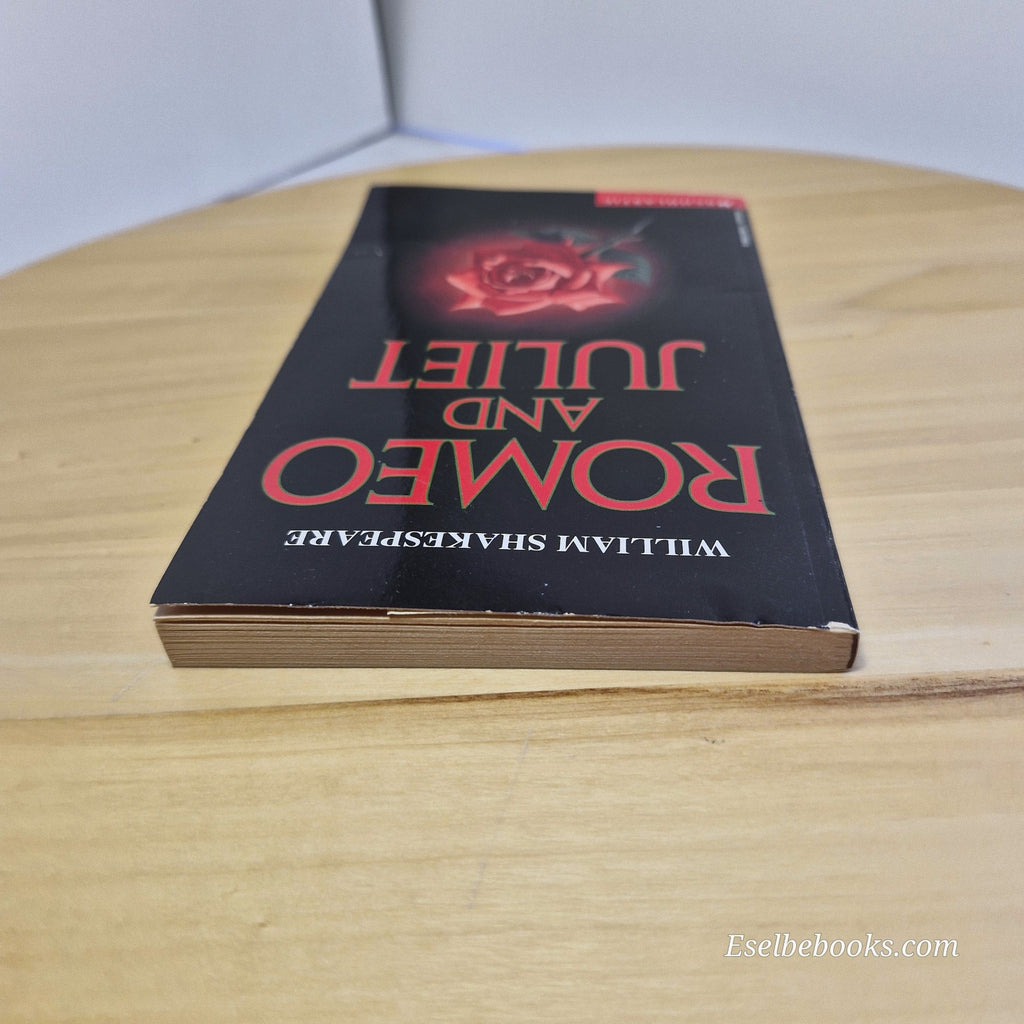 Romeo & Juliet by William Shakespeare (Scholastic) Edition - paperback