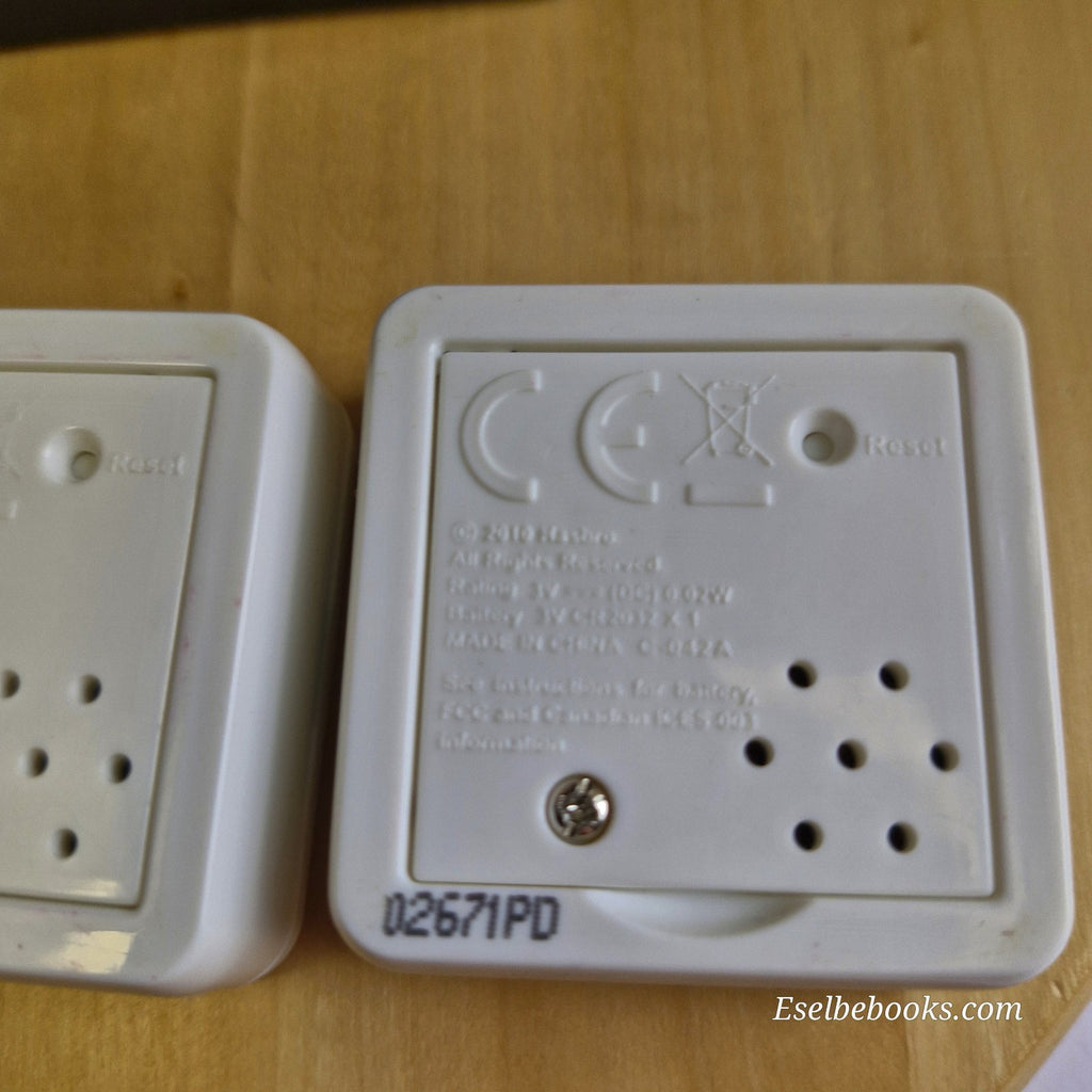 Scrabble Flash - Electronic travel work game - batteries needed