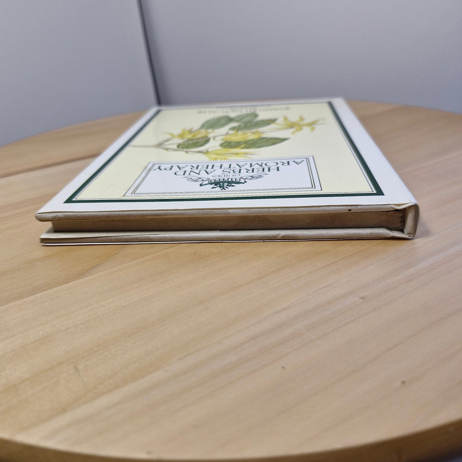 Health: Herbs and Aromatherapy By Joannah Metcalfe · 1993 - vintage hardback ...