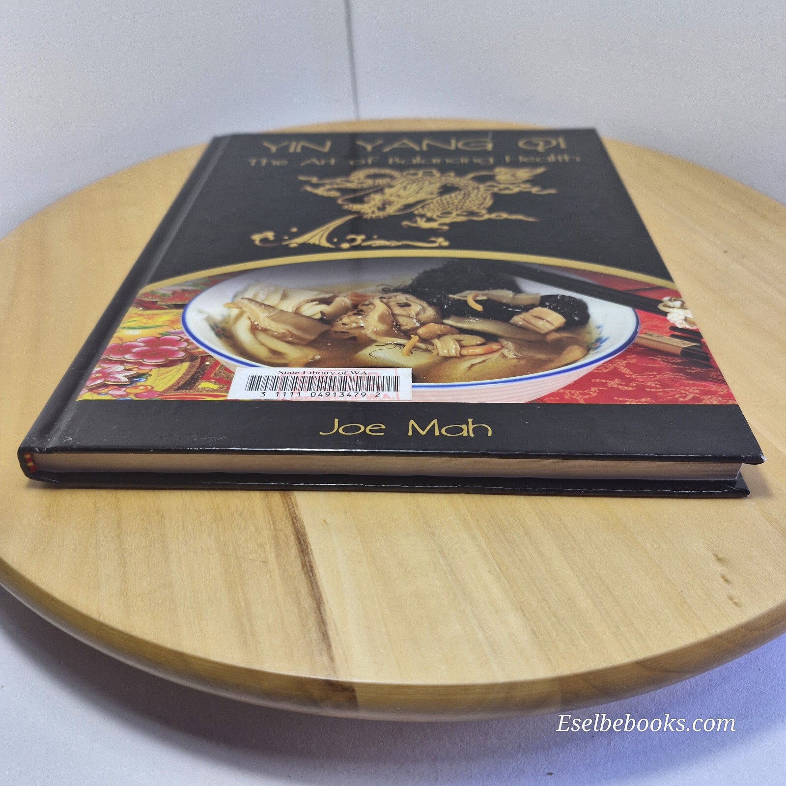 Yin Yang Qi The Art of Balancing Heath By Joe Mah · 2011 - hardback