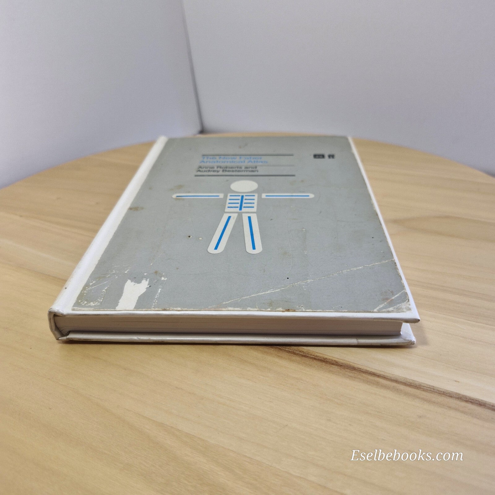 Faber's New Anatomical Atlas By Anne Roberts, Audrey Besterman · 1988 - hardback