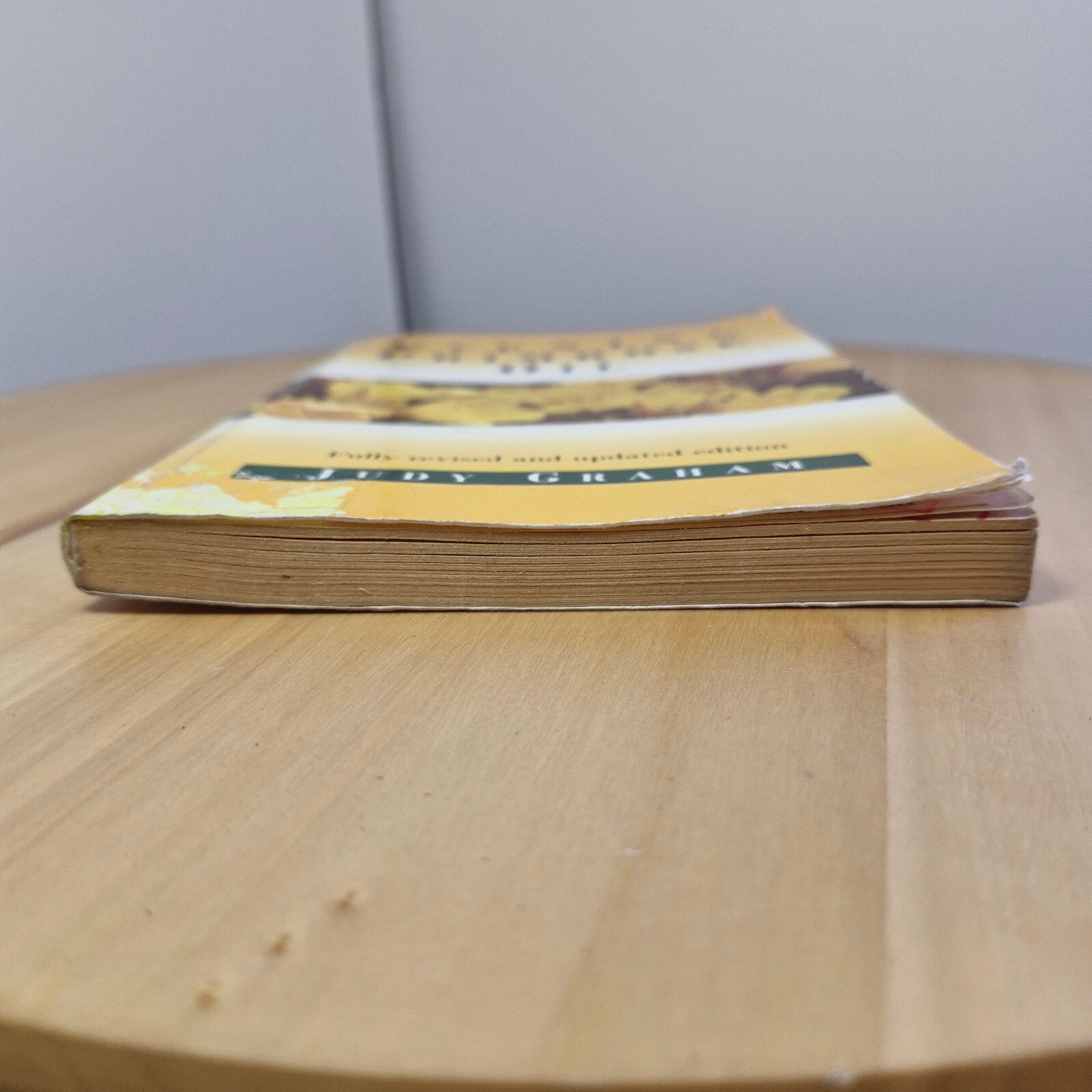 Health: Evening Primrose Oil By Judy Graham · 1993 - vintage paperback