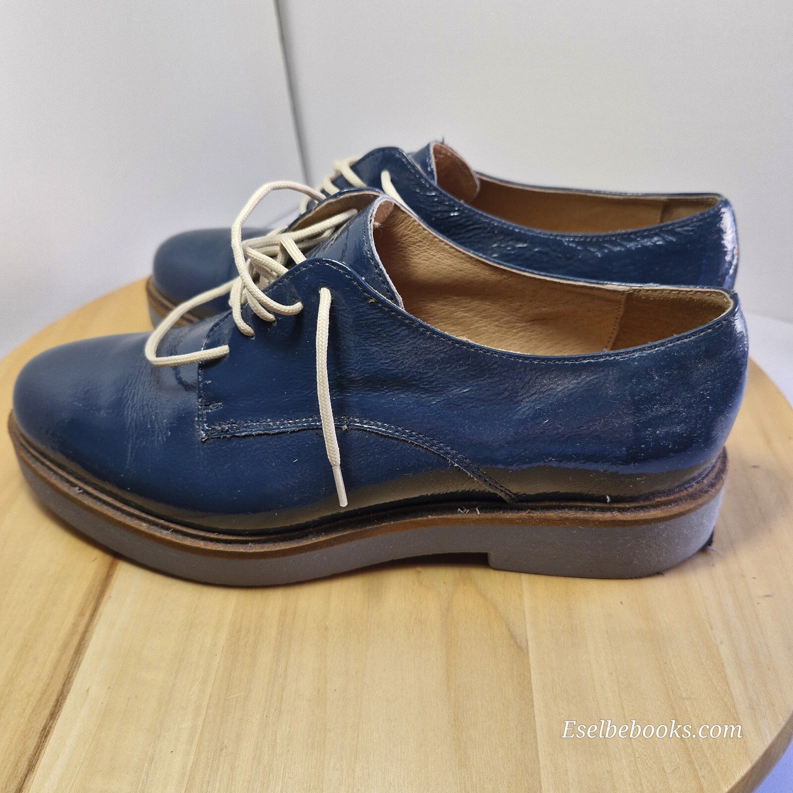 2 Baia Vista size 40 loafers - dark turquiose patent leather w/ rubber soles