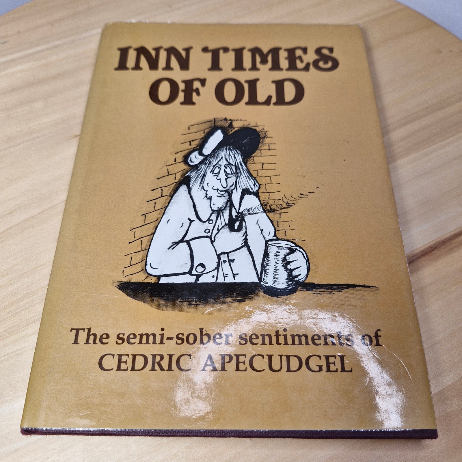 Poetry: Inn Times of Old By Cedric Apecudgel · 1984 - vintage hardback with d...