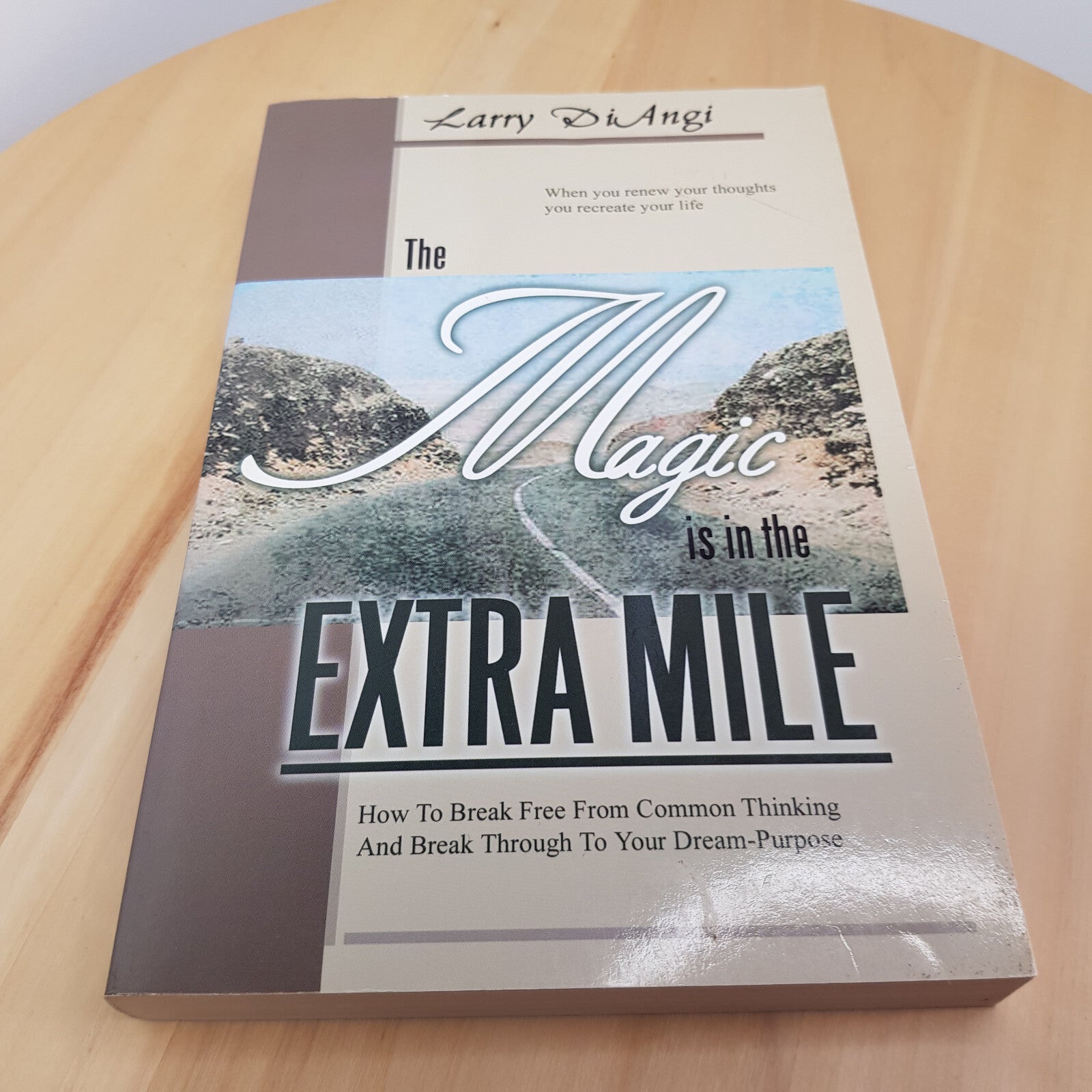Bundle x 2 self-help books - The Magic is in the extra mile & Illuminations -...