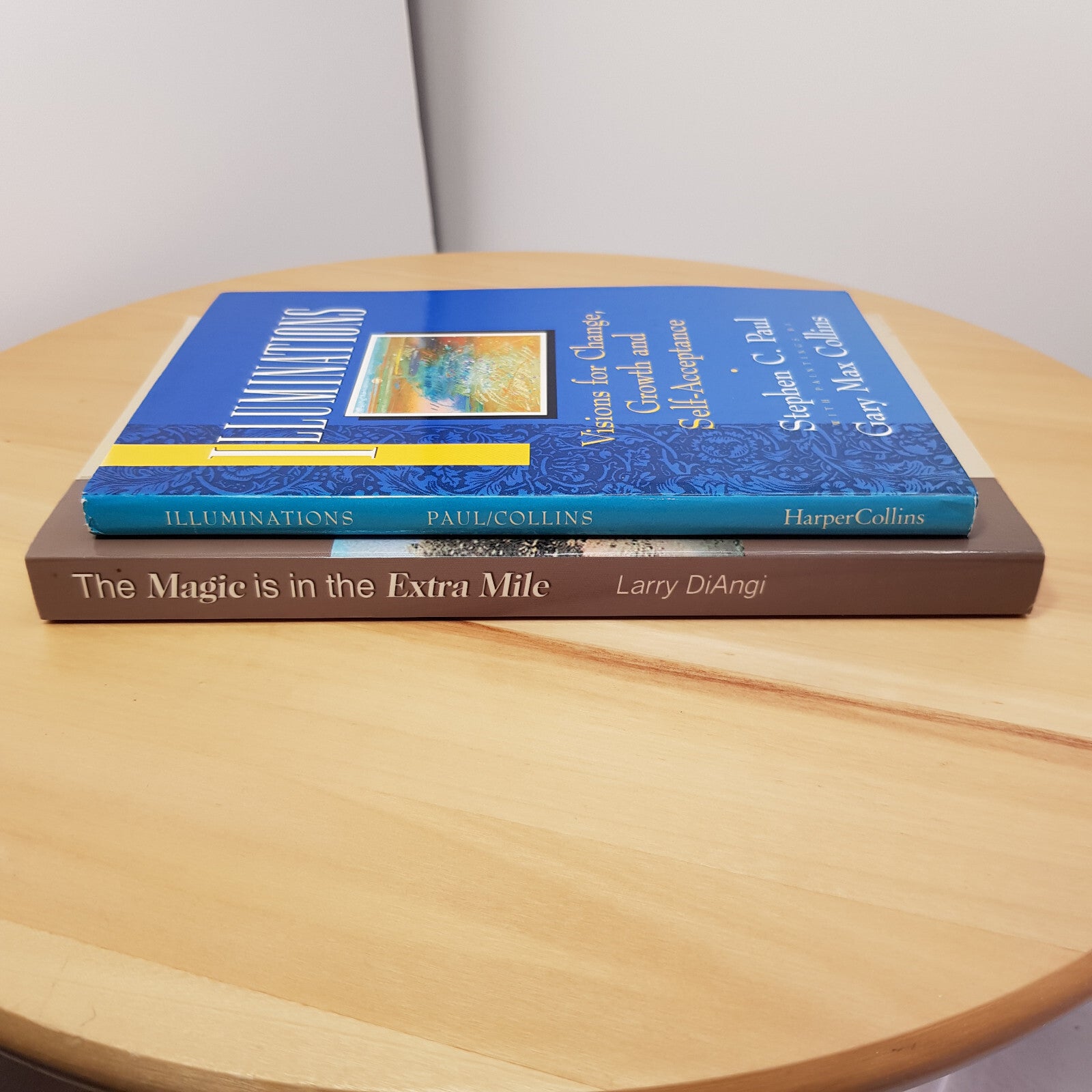 Bundle x 2 self-help books - The Magic is in the extra mile & Illuminations -...