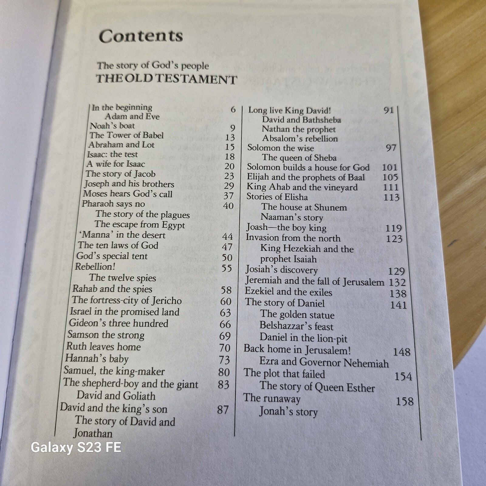 The Lion Children's Bible By Pat Alexander · 2004 - AS NEW hardback