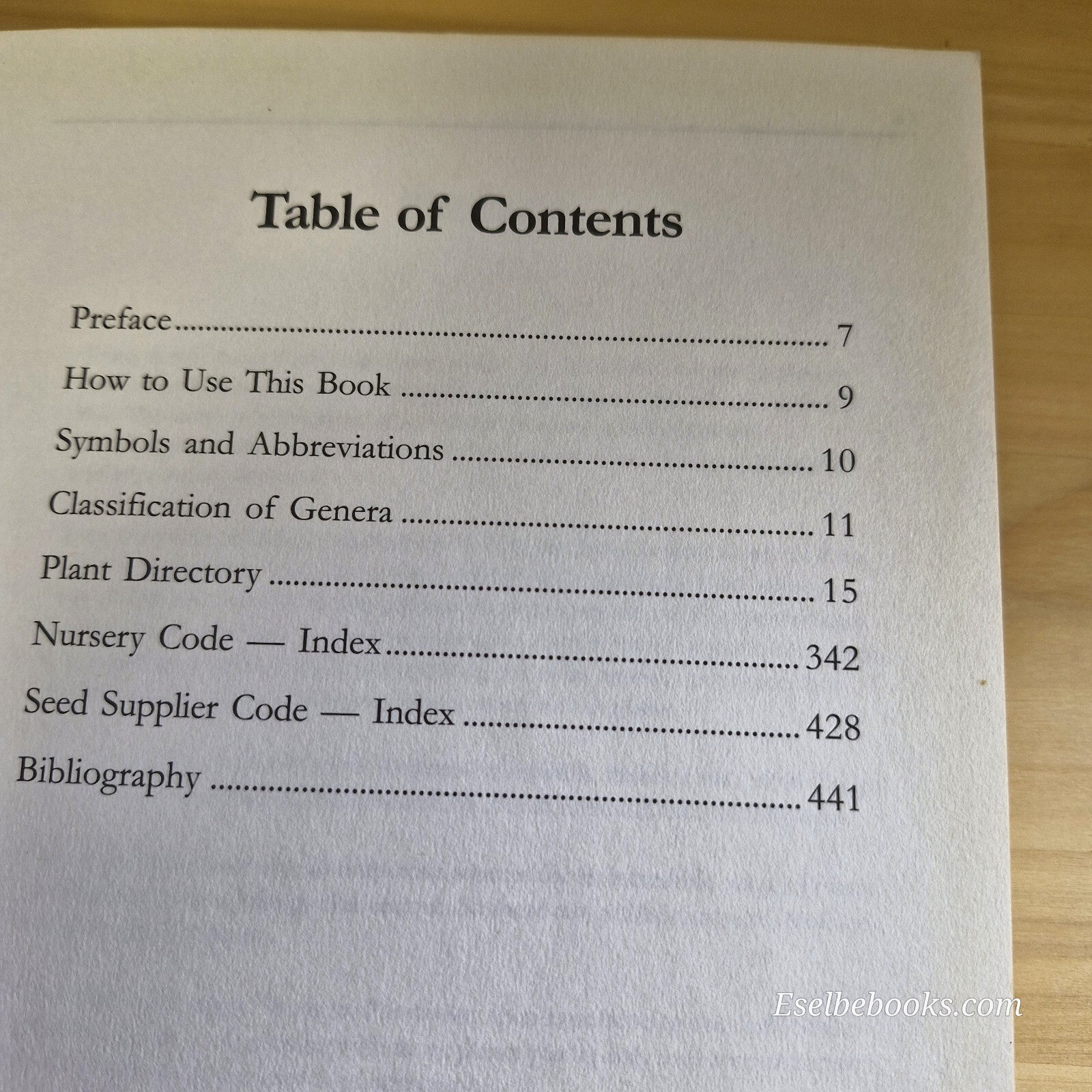 The Aussie Plant Finder By Margaret Hibbert · 2004 - paperback