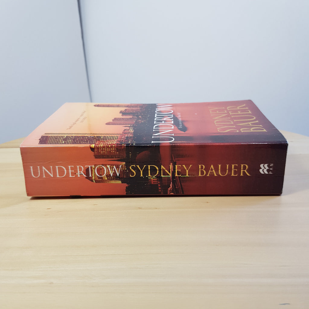 Crime fiction: Undertow: A David Cavanaugh Novel 1 By Sydney Bauer · 2007 - p...
