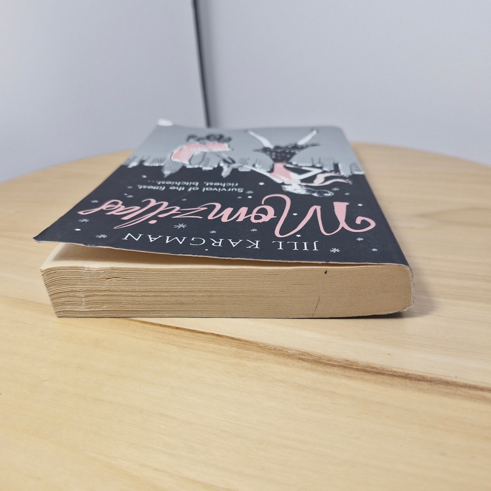 General fiction: Momzillas By Jill Kargman · 2007 - paperback