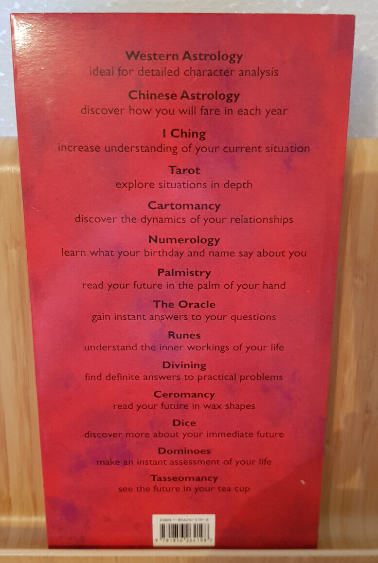 Tell your own fortune by Jane Struthers - paperback