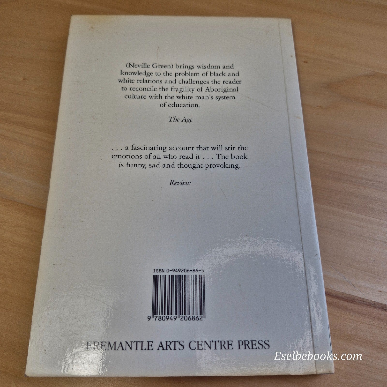 Desert School by Neville Green  Education 1966 Warburton Aboriginal Community PB