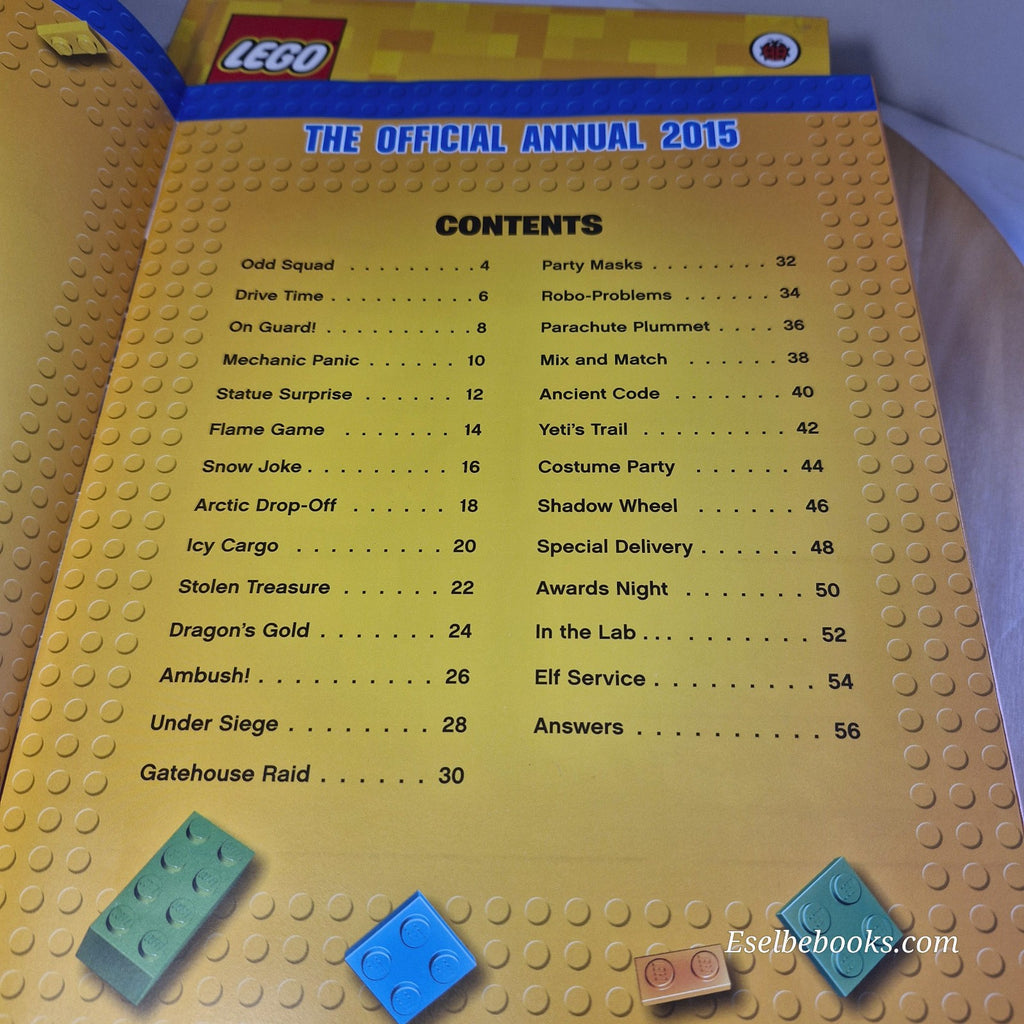 The official Lego annuals 2015; 2016; 2017; 2021; 2022 - hardbacks - NO minifigu
