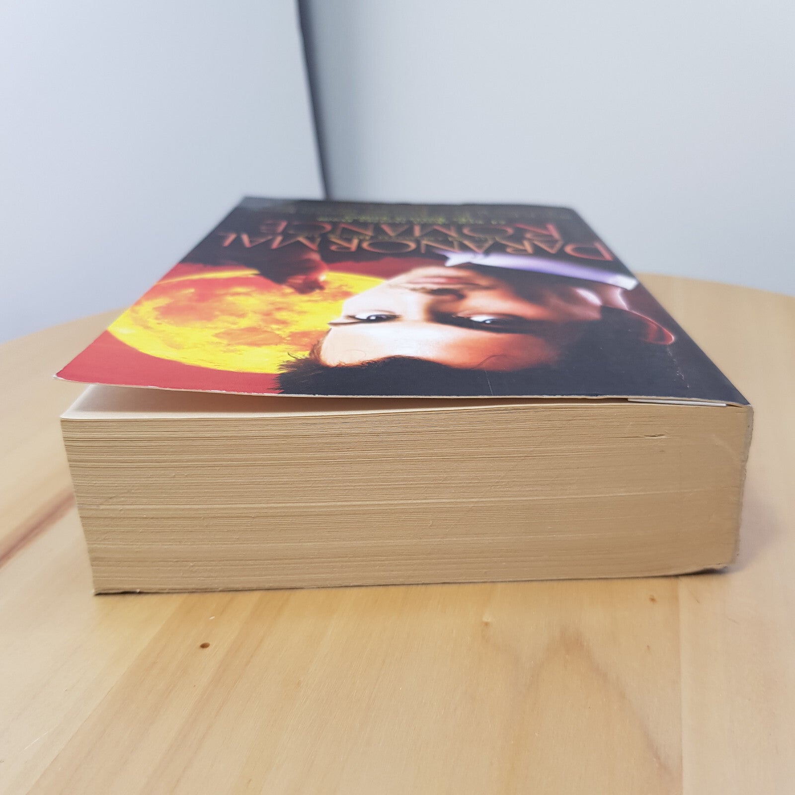 The Mammoth Book of Paranormal Romance 24 New Short Stories from the Hottest ...