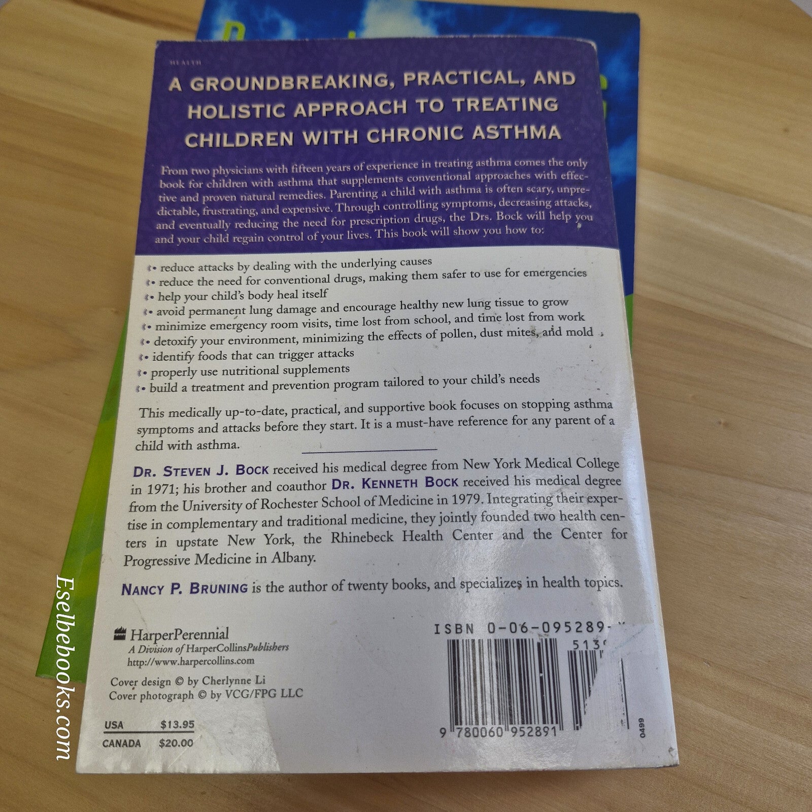Health: 5 dealing with Asthma guides - paperback/hardback